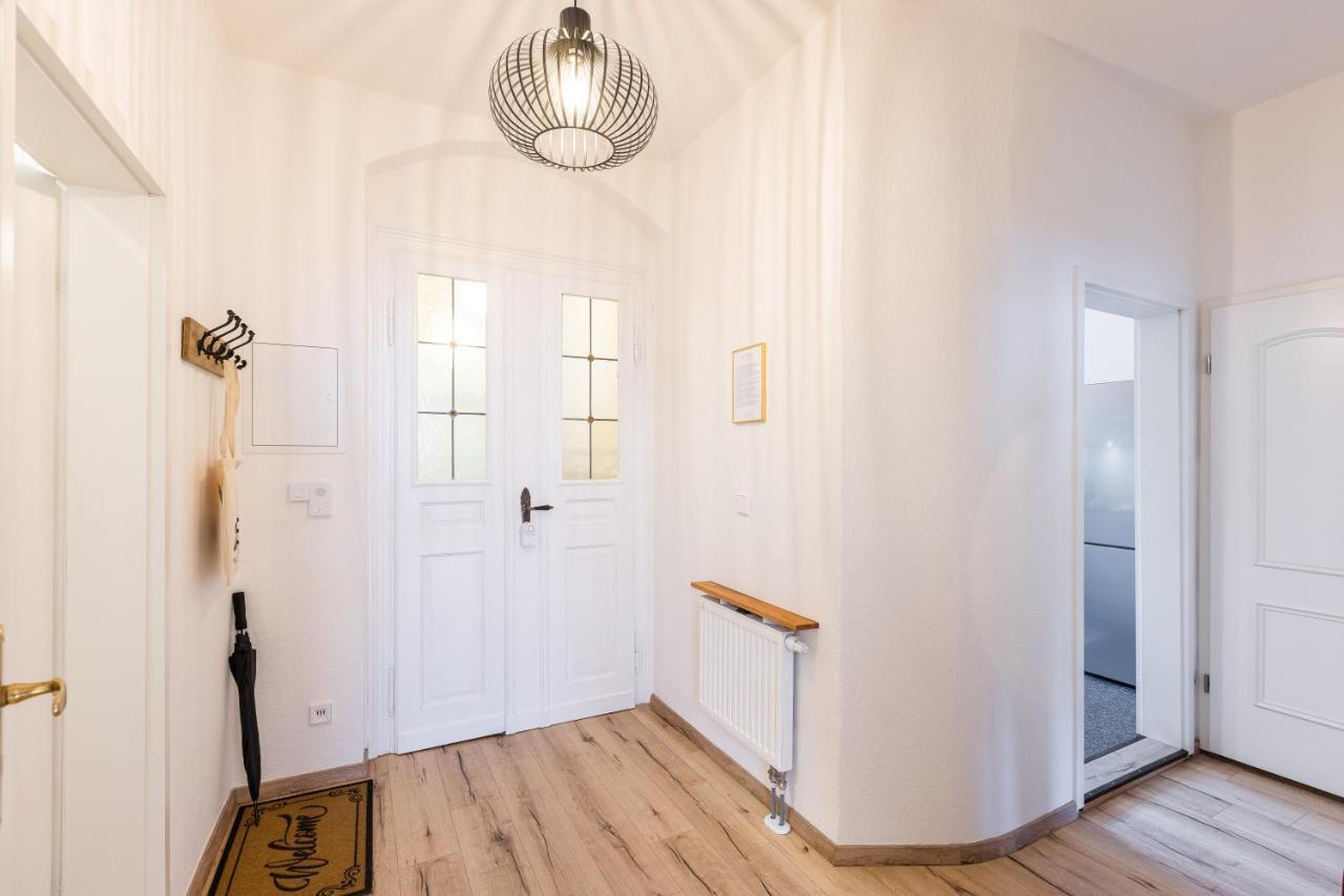 Meißen Fynbos Apartments Theaterblick, Historisch & Stilvoll, Parkplatz מראה חיצוני תמונה