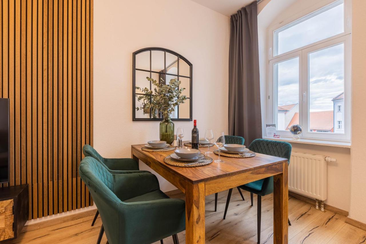 Meißen Fynbos Apartments Theaterblick, Historisch & Stilvoll, Parkplatz מראה חיצוני תמונה